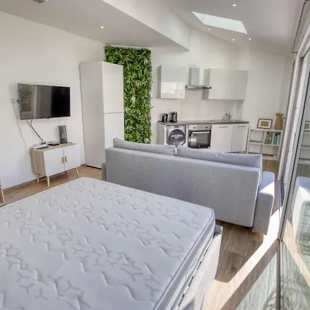 Apartmán Moderne - Piscine Climatisation *